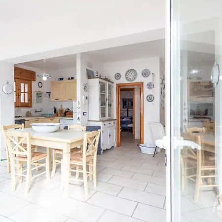 Pisa 2 By Interhome Tatil Evi Torre Vado